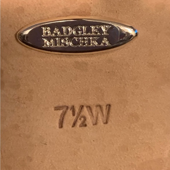 Badgley Mischka Formal Heels - Picture 3 of 13